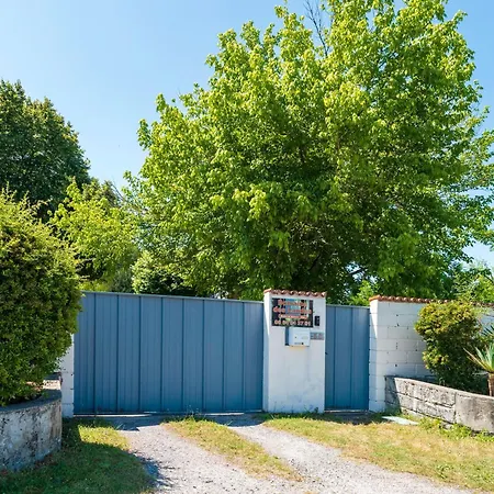 캠프장 2 - Domaine Des Landes 레스페론